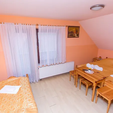 Kaucic Gostinjska kuća 3*