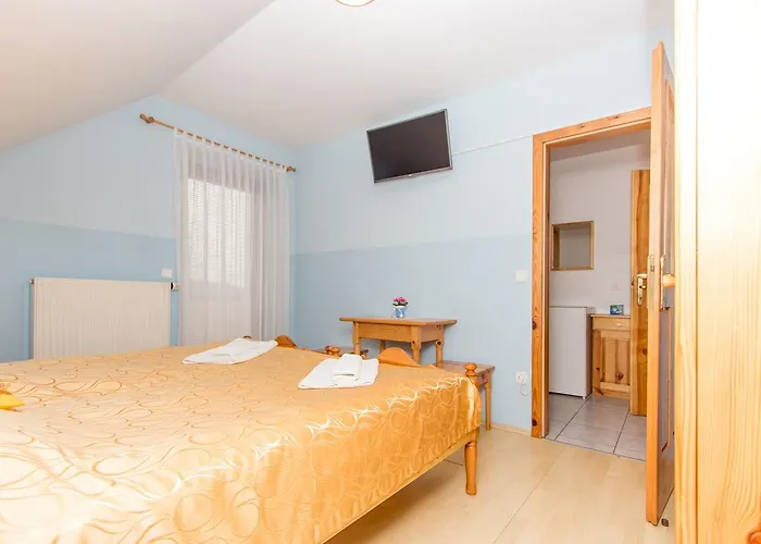 Πανσιόν Kaucic 3*